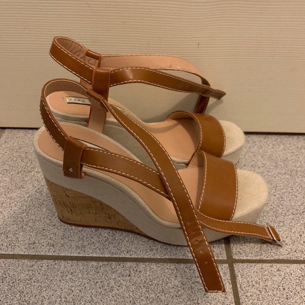 Zara Wedges